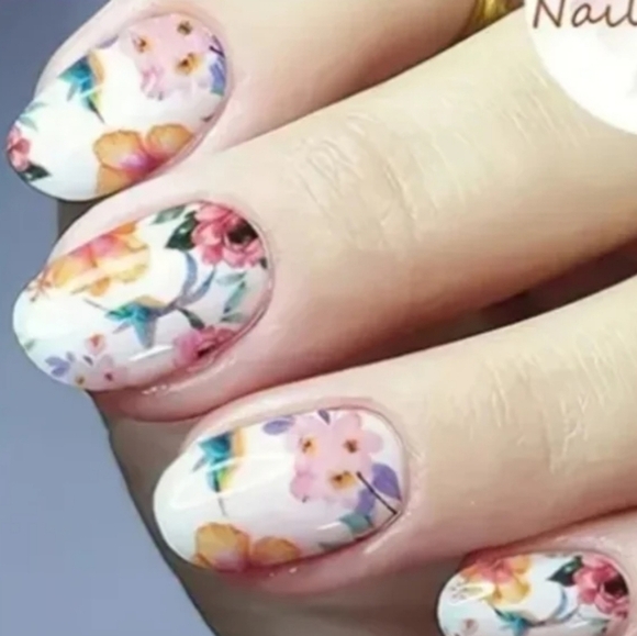 3 FOR $15 💟💟 Self Adhesive Nails Wrap - Picture 5 of 5